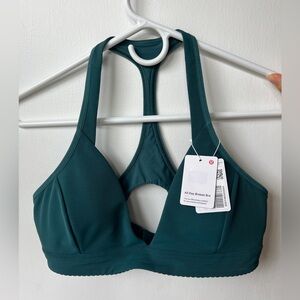 Lululemon All Day Breeze Sports Bra in Size 6